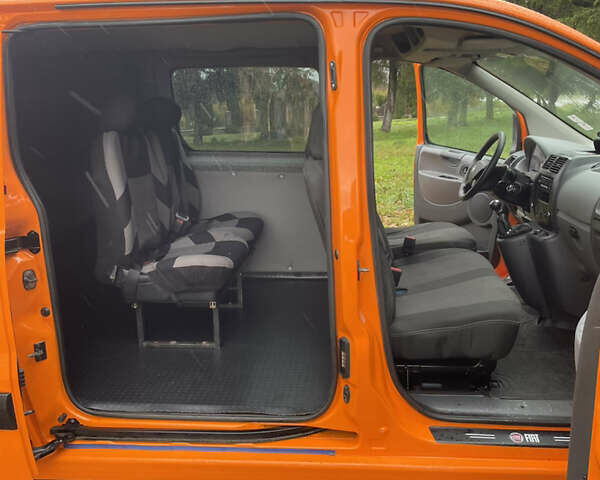 Помаранчевий Фіат Скудо, об'ємом двигуна 2 л та пробігом 294 тис. км за 6350 $, фото 25 на Automoto.ua