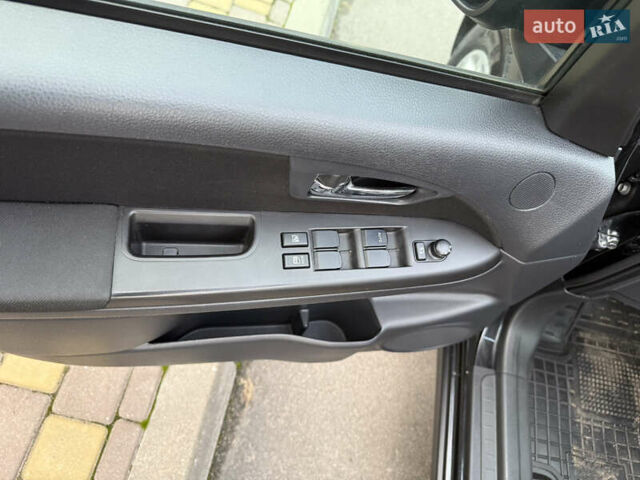 Черный Фиат Седичи, объемом двигателя 2 л и пробегом 228 тыс. км за 8200 $, фото 15 на Automoto.ua