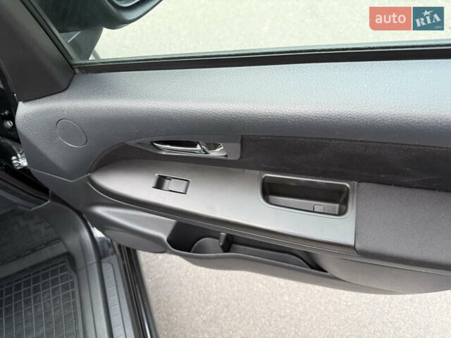 Черный Фиат Седичи, объемом двигателя 2 л и пробегом 228 тыс. км за 8200 $, фото 28 на Automoto.ua