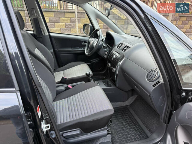 Черный Фиат Седичи, объемом двигателя 2 л и пробегом 228 тыс. км за 8200 $, фото 27 на Automoto.ua