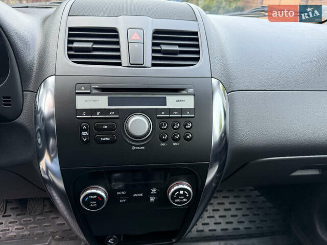 Черный Фиат Седичи, объемом двигателя 2 л и пробегом 228 тыс. км за 8200 $, фото 18 на Automoto.ua