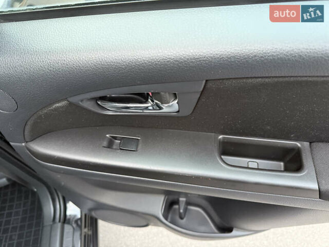 Черный Фиат Седичи, объемом двигателя 2 л и пробегом 228 тыс. км за 8200 $, фото 26 на Automoto.ua