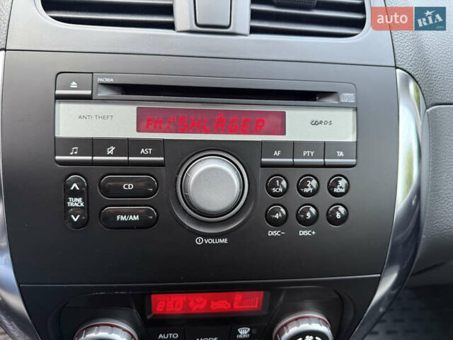 Черный Фиат Седичи, объемом двигателя 2 л и пробегом 228 тыс. км за 8200 $, фото 21 на Automoto.ua