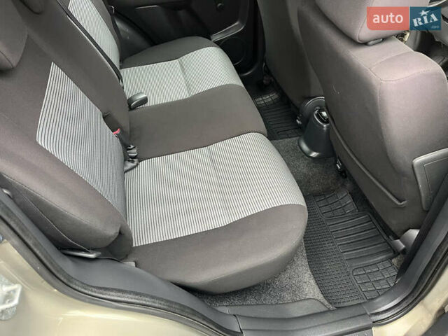 Коричневий Фіат Седічі, об'ємом двигуна 1.6 л та пробігом 180 тис. км за 6650 $, фото 30 на Automoto.ua