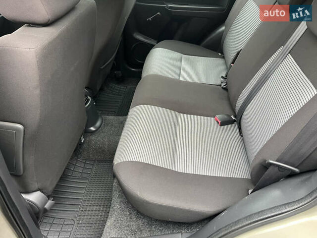 Коричневий Фіат Седічі, об'ємом двигуна 1.6 л та пробігом 180 тис. км за 6650 $, фото 26 на Automoto.ua