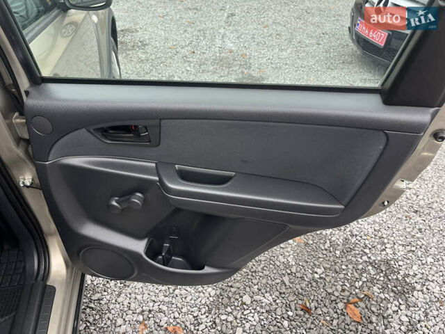 Коричневий Фіат Седічі, об'ємом двигуна 1.6 л та пробігом 180 тис. км за 6650 $, фото 29 на Automoto.ua