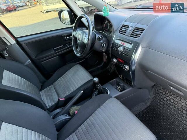 Красный Фиат Седичи, объемом двигателя 1.59 л и пробегом 215 тыс. км за 5200 $, фото 16 на Automoto.ua