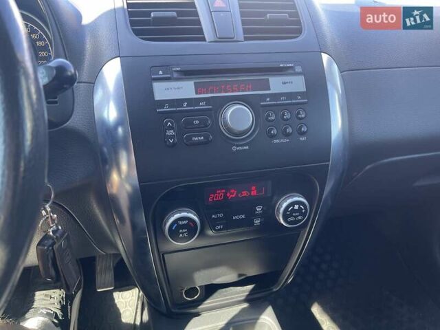 Червоний Фіат Седічі, об'ємом двигуна 1.59 л та пробігом 215 тис. км за 5300 $, фото 24 на Automoto.ua