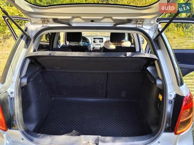 Сірий Фіат Седічі, об'ємом двигуна 1.59 л та пробігом 234 тис. км за 7100 $, фото 11 на Automoto.ua