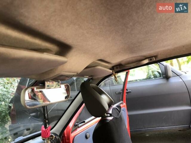 Красный Фиат Сейченто, объемом двигателя 0.9 л и пробегом 150 тыс. км за 1950 $, фото 13 на Automoto.ua
