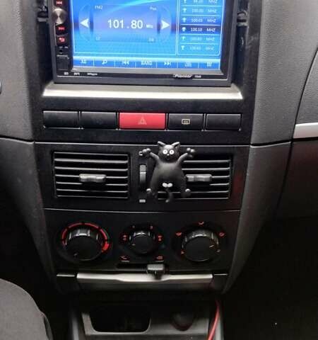 Серый Фиат Сиена, объемом двигателя 1.2 л и пробегом 311 тыс. км за 3000 $, фото 9 на Automoto.ua