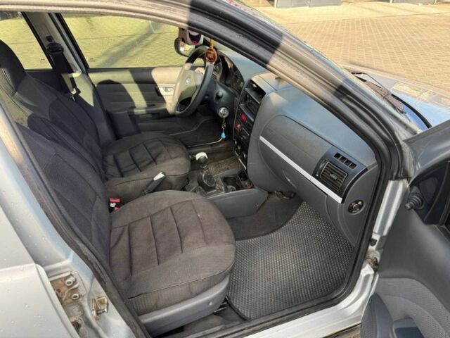 Серый Фиат Сиена, объемом двигателя 1.2 л и пробегом 190 тыс. км за 2450 $, фото 10 на Automoto.ua