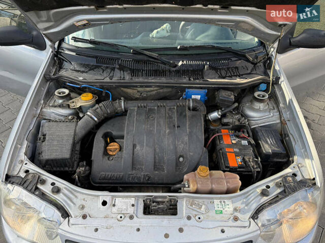 Серый Фиат Сиена, объемом двигателя 1.24 л и пробегом 190 тыс. км за 2350 $, фото 21 на Automoto.ua