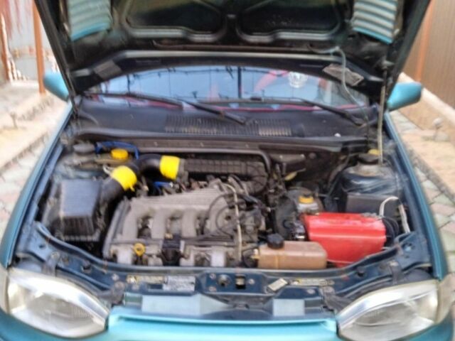 Зеленый Фиат Сиена, объемом двигателя 1.6 л и пробегом 111 тыс. км за 2100 $, фото 2 на Automoto.ua