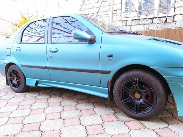 Зеленый Фиат Сиена, объемом двигателя 1.6 л и пробегом 111 тыс. км за 2100 $, фото 3 на Automoto.ua