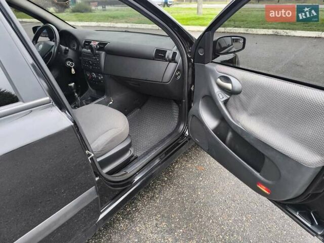 Черный Фиат Стило, объемом двигателя 1.6 л и пробегом 156 тыс. км за 4500 $, фото 8 на Automoto.ua