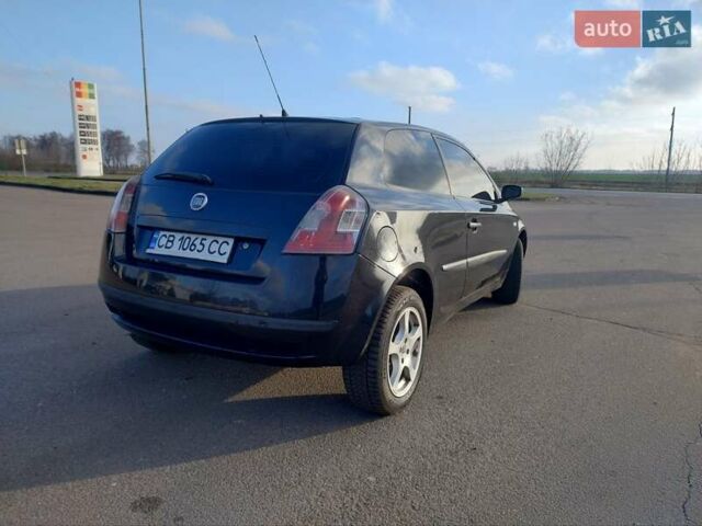 Черный Фиат Стило, объемом двигателя 1.6 л и пробегом 203 тыс. км за 2700 $, фото 9 на Automoto.ua