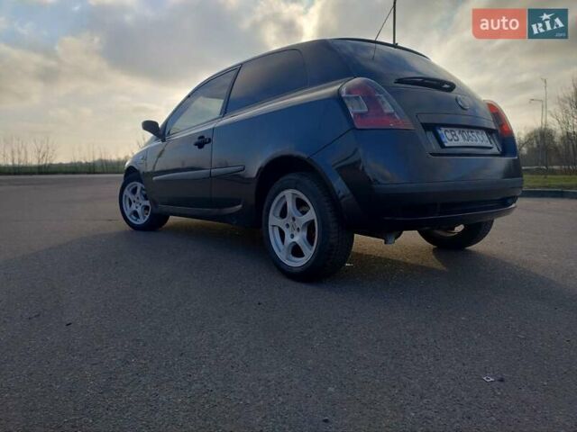 Черный Фиат Стило, объемом двигателя 1.6 л и пробегом 203 тыс. км за 2700 $, фото 5 на Automoto.ua