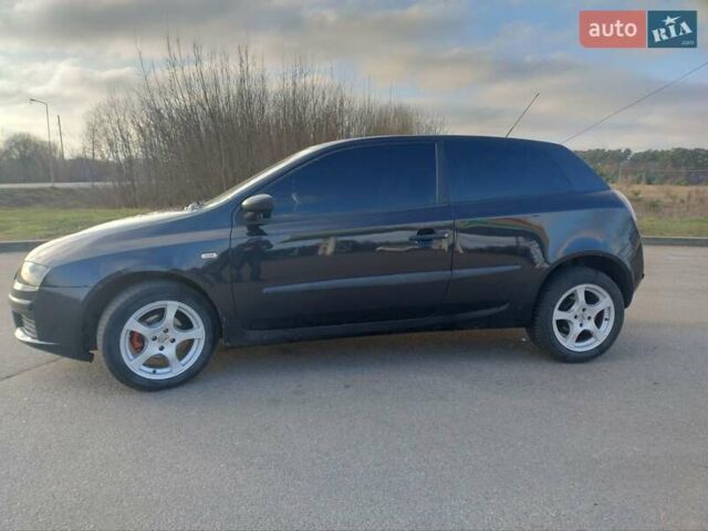 Черный Фиат Стило, объемом двигателя 1.6 л и пробегом 203 тыс. км за 2700 $, фото 3 на Automoto.ua