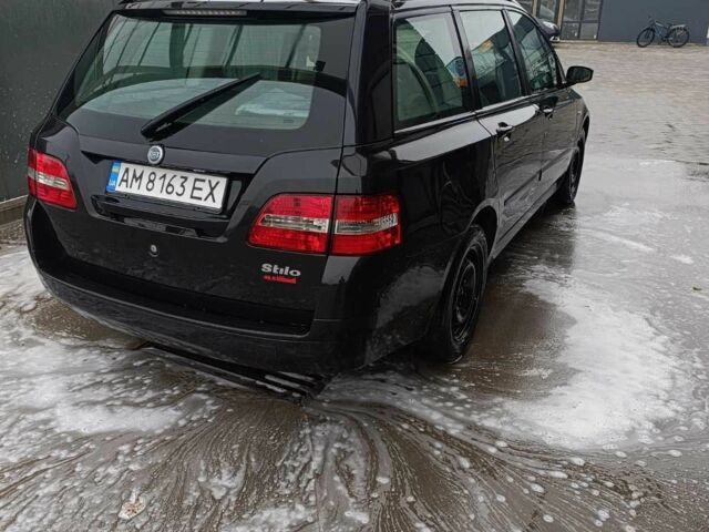 Черный Фиат Стило, объемом двигателя 1.6 л и пробегом 370 тыс. км за 4200 $, фото 4 на Automoto.ua