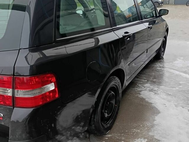 Черный Фиат Стило, объемом двигателя 1.6 л и пробегом 370 тыс. км за 4200 $, фото 2 на Automoto.ua