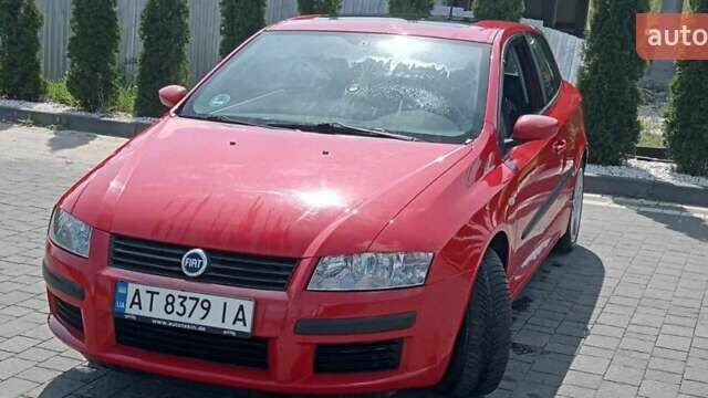Червоний Фіат Стіло, об'ємом двигуна 1.8 л та пробігом 106 тис. км за 8200 $, фото 1 на Automoto.ua
