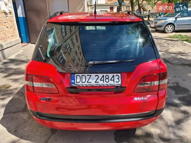 Фиат Стило 2005 в Хмельницком на Automoto.ua Красный Фиат Стило, объемом двигателя 1.9 л и пробегом 260 тыс. км за 2000 $, фото 4 на Automoto.ua