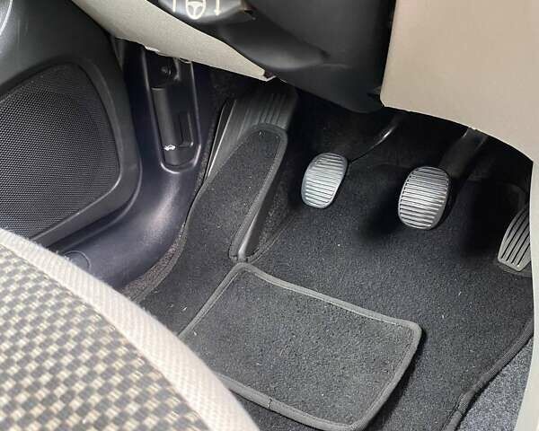 Фиат Стило, объемом двигателя 1.9 л и пробегом 236 тыс. км за 3900 $, фото 11 на Automoto.ua
