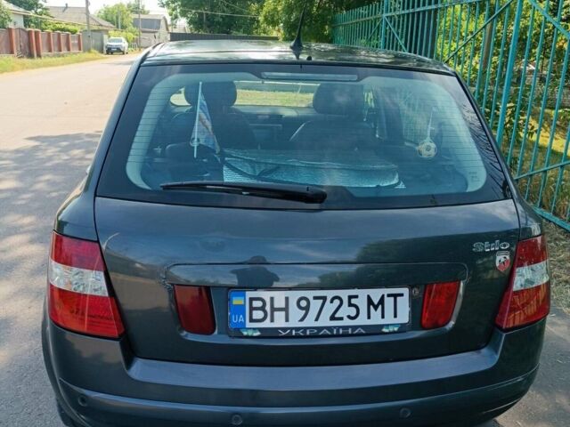 Сірий Фіат Стіло, об'ємом двигуна 2.45 л та пробігом 310 тис. км за 3000 $, фото 2 на Automoto.ua