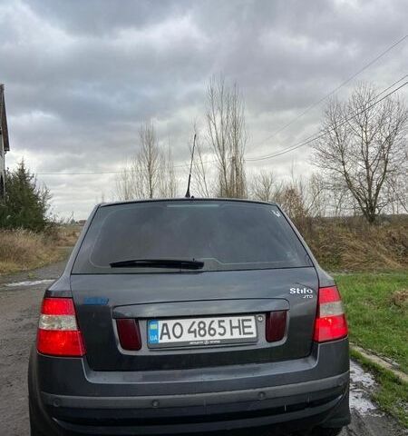 Серый Фиат Стило, объемом двигателя 1.9 л и пробегом 394 тыс. км за 2900 $, фото 8 на Automoto.ua