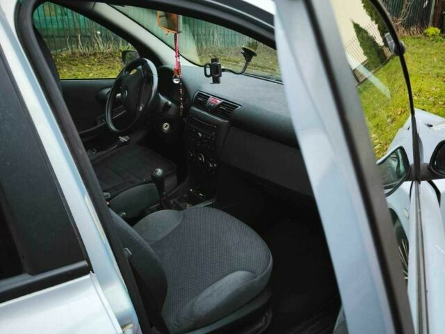 Серый Фиат Стило, объемом двигателя 1.9 л и пробегом 240 тыс. км за 2900 $, фото 4 на Automoto.ua