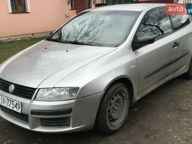 Серый Фиат Стило, объемом двигателя 1.9 л и пробегом 272 тыс. км за 1200 $, фото 2 на Automoto.ua