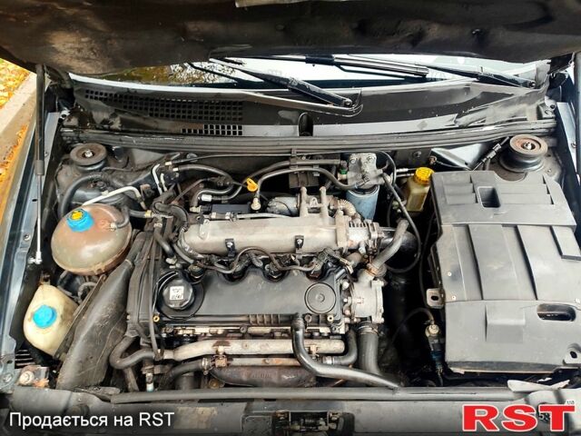 Серый Фиат Стило, объемом двигателя 1.9 л и пробегом 321 тыс. км за 4000 $, фото 9 на Automoto.ua