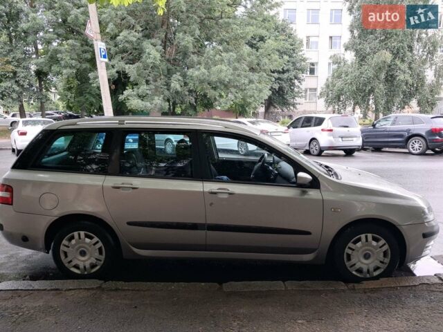 Сірий Фіат Стіло, об'ємом двигуна 1.6 л та пробігом 212 тис. км за 3500 $, фото 2 на Automoto.ua