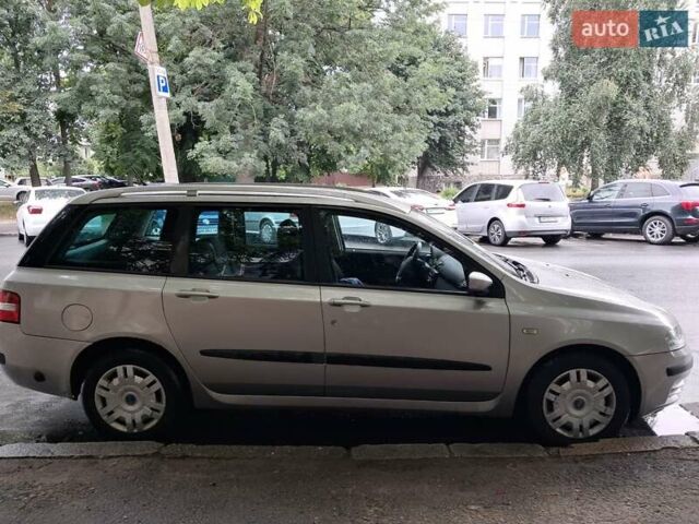 Серый Фиат Стило, объемом двигателя 1.6 л и пробегом 212 тыс. км за 3500 $, фото 3 на Automoto.ua