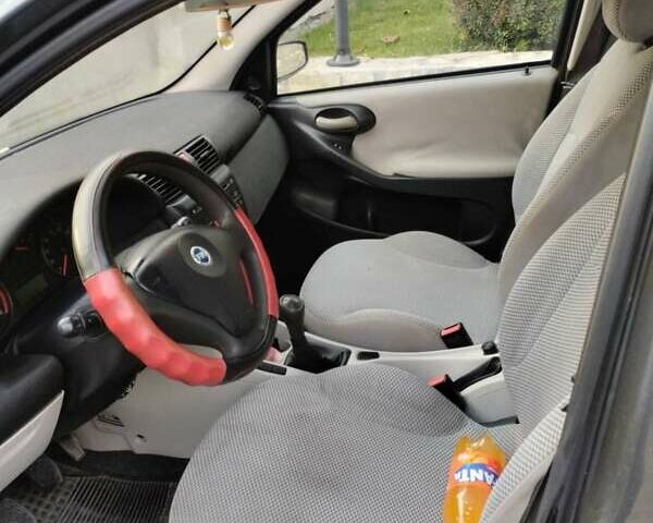 Сірий Фіат Стіло, об'ємом двигуна 1.91 л та пробігом 479 тис. км за 3000 $, фото 7 на Automoto.ua