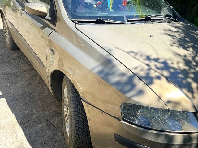 Сірий Фіат Стіло, об'ємом двигуна 1.4 л та пробігом 310 тис. км за 2500 $, фото 1 на Automoto.ua