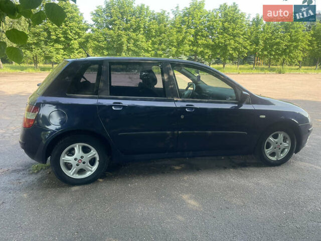 Фиат Стило 2001 в Житомире на Automoto.ua Синий Фиат Стило, объемом двигателя 1.91 л и пробегом 290 тыс. км за 2900 $, фото 13 на Automoto.ua