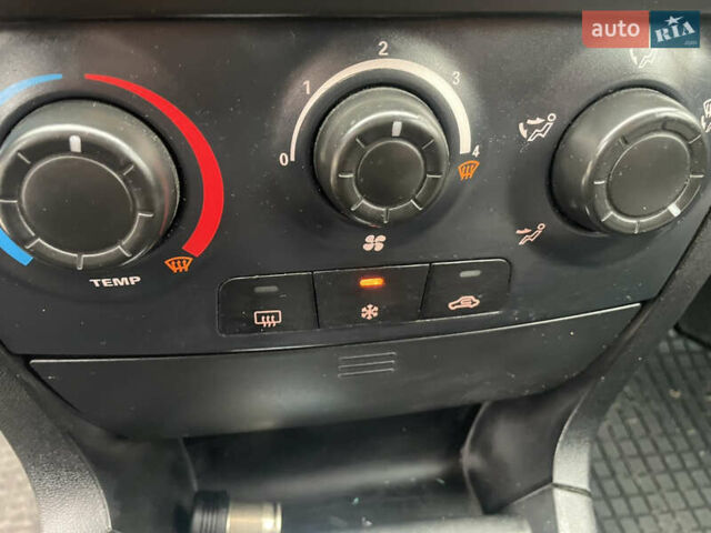 Синий Фиат Стило, объемом двигателя 1.91 л и пробегом 295 тыс. км за 2700 $, фото 9 на Automoto.ua