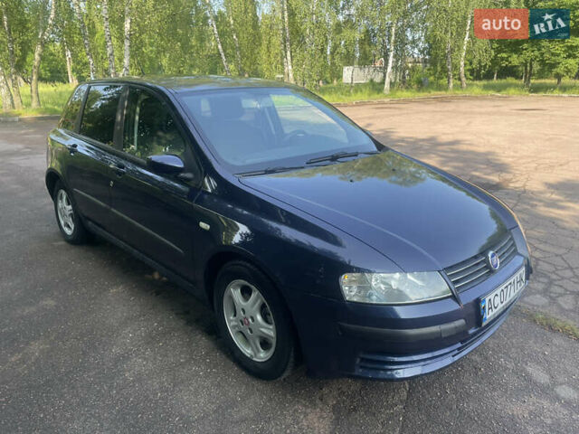 Фиат Стило 2001 в Житомире на Automoto.ua Синий Фиат Стило, объемом двигателя 1.91 л и пробегом 290 тыс. км за 2900 $, фото 12 на Automoto.ua