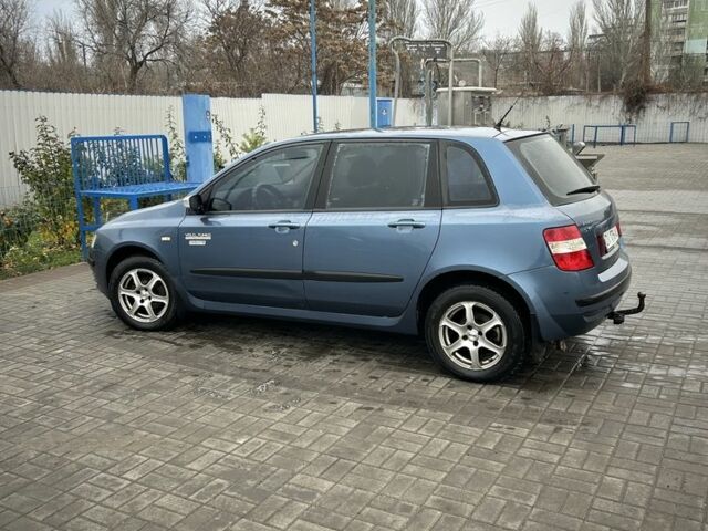 Синій Фіат Стіло, об'ємом двигуна 1.6 л та пробігом 210 тис. км за 2700 $, фото 3 на Automoto.ua