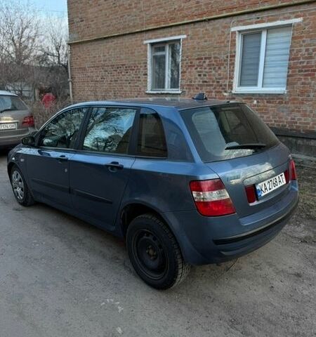 Синий Фиат Стило, объемом двигателя 1.6 л и пробегом 360 тыс. км за 4000 $, фото 2 на Automoto.ua
