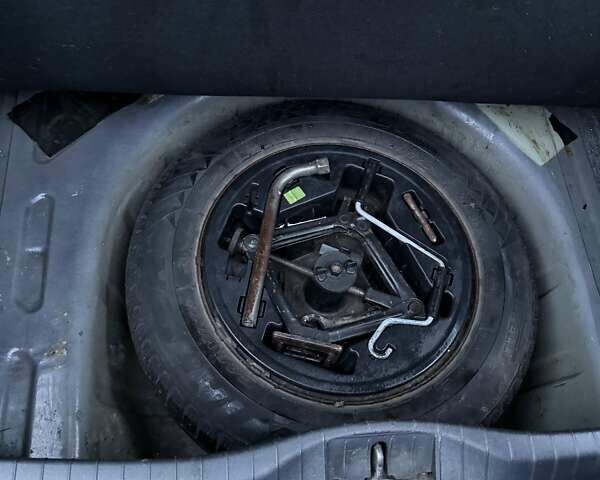 Синій Фіат Стіло, об'ємом двигуна 1.91 л та пробігом 196 тис. км за 3500 $, фото 23 на Automoto.ua