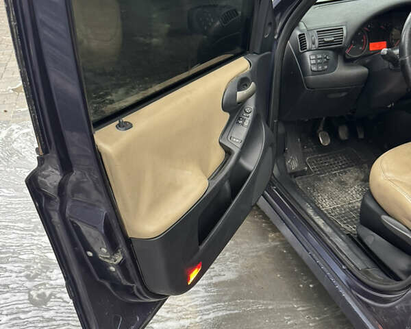 Синій Фіат Стіло, об'ємом двигуна 1.91 л та пробігом 222 тис. км за 2000 $, фото 6 на Automoto.ua