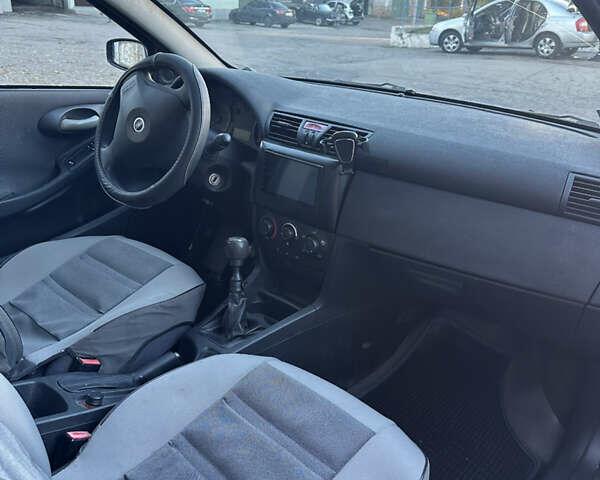 Синий Фиат Стило, объемом двигателя 1.6 л и пробегом 246 тыс. км за 2800 $, фото 6 на Automoto.ua