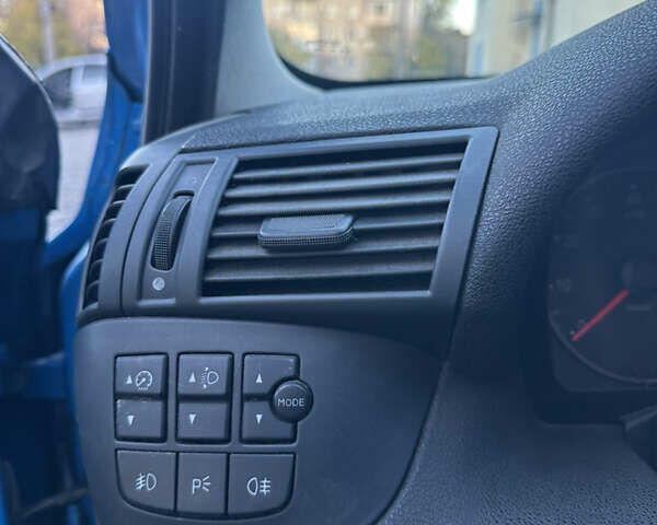 Синий Фиат Стило, объемом двигателя 1.6 л и пробегом 246 тыс. км за 2800 $, фото 14 на Automoto.ua