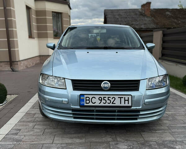 Синий Фиат Стило, объемом двигателя 1.9 л и пробегом 132 тыс. км за 4900 $, фото 1 на Automoto.ua