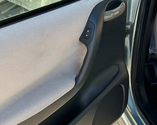 Синій Фіат Стіло, об'ємом двигуна 1.9 л та пробігом 132 тис. км за 4900 $, фото 10 на Automoto.ua