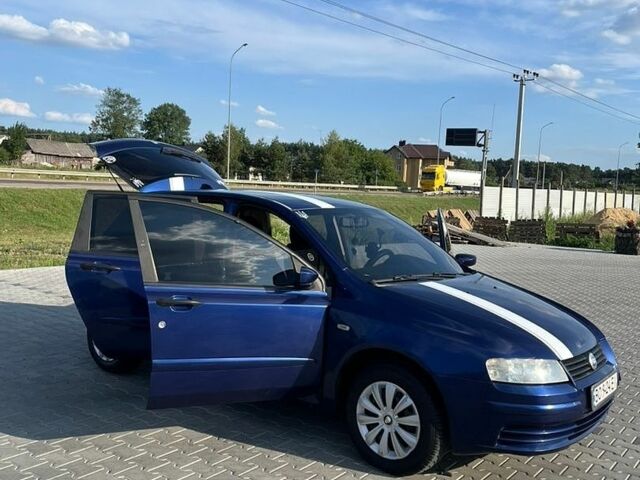 Синий Фиат Стило, объемом двигателя 1.4 л и пробегом 187 тыс. км за 4200 $, фото 5 на Automoto.ua