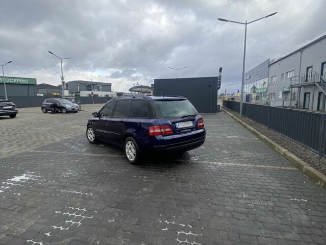 Синий Фиат Стило, объемом двигателя 1.6 л и пробегом 230 тыс. км за 3000 $, фото 6 на Automoto.ua